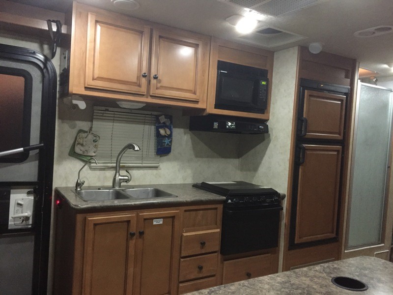 2011 Fleetwood Tioga Ranger 28Y - 004