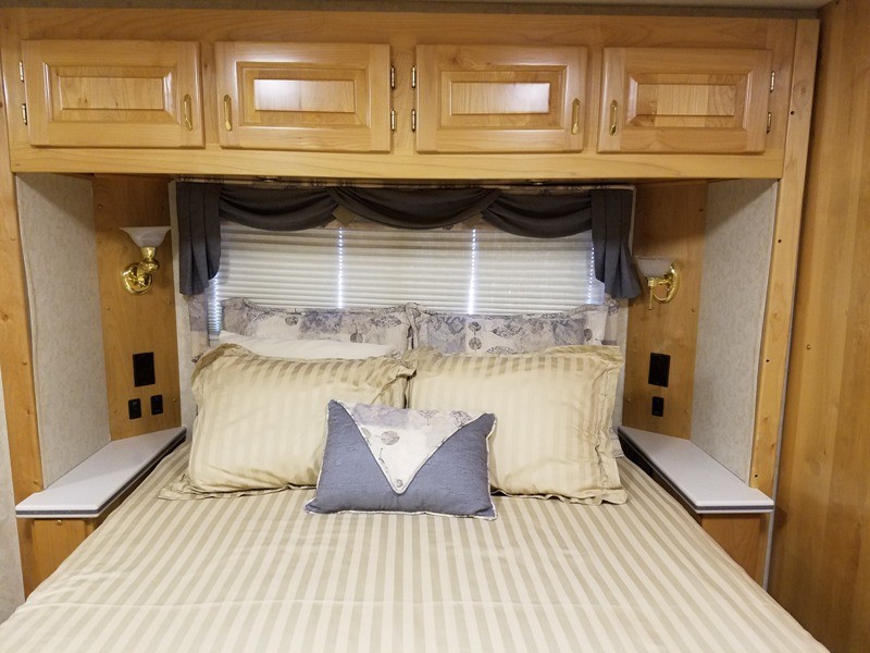 2003 Beaver Monterey 40 Newport - 008