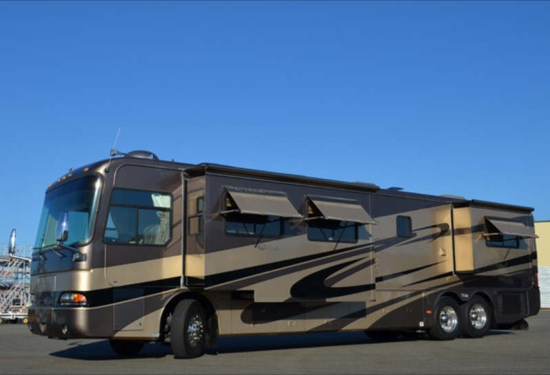 2004 Monaco Dynasty 42 Diamond IV - 004