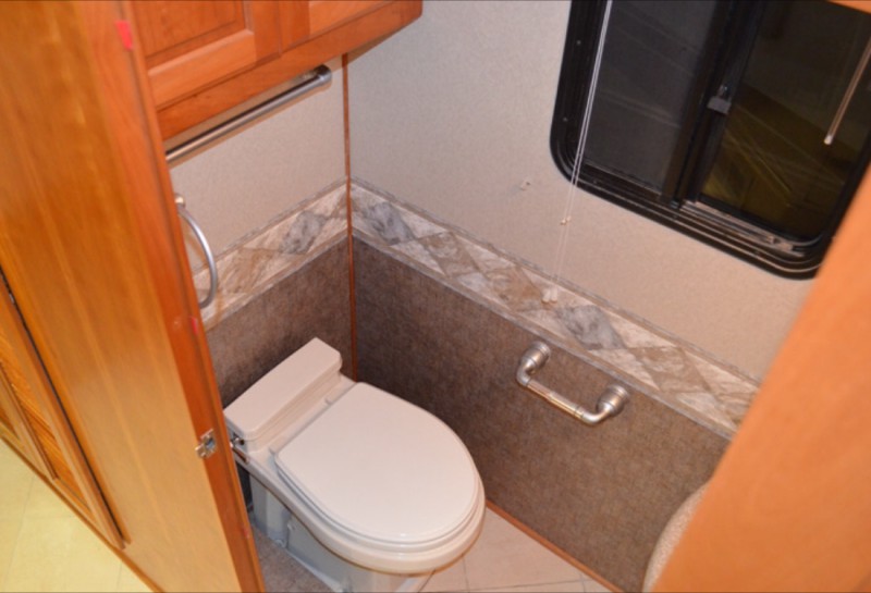 2004 Monaco Dynasty 42 Diamond IV - 027