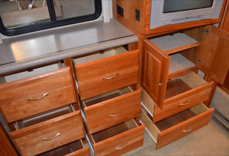 2004 Monaco Dynasty 42 Diamond IV - 033