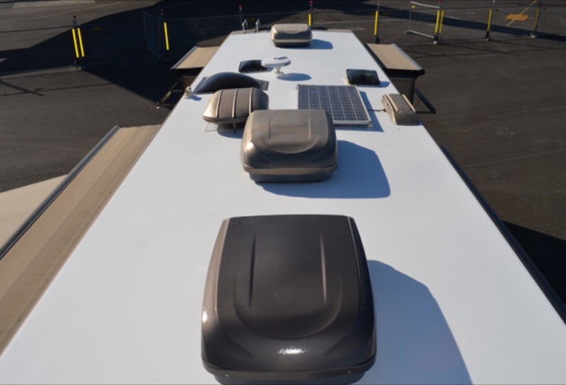 2004 Monaco Dynasty 42 Diamond IV - 038