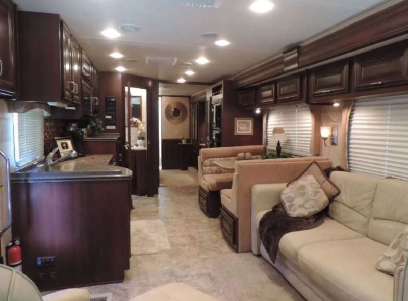 2011 Thor Challenger 36FD - 009