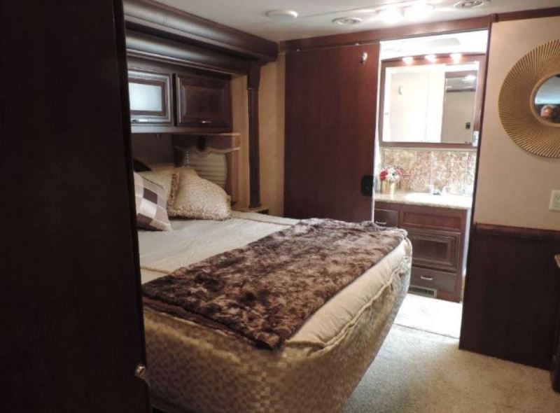 2011 Thor Challenger 36FD - 015