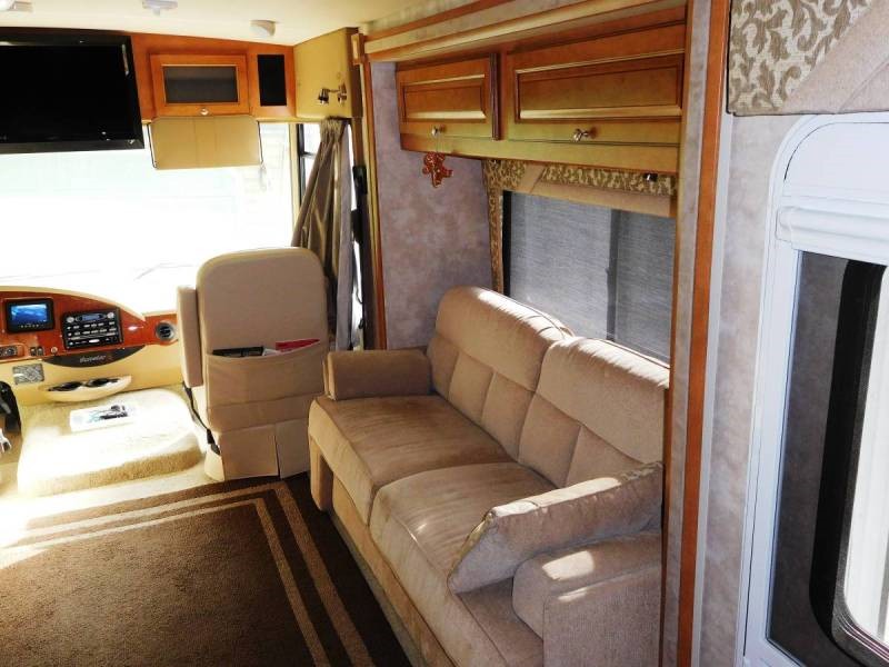 2012 Itasca Sunstar 30T - 006