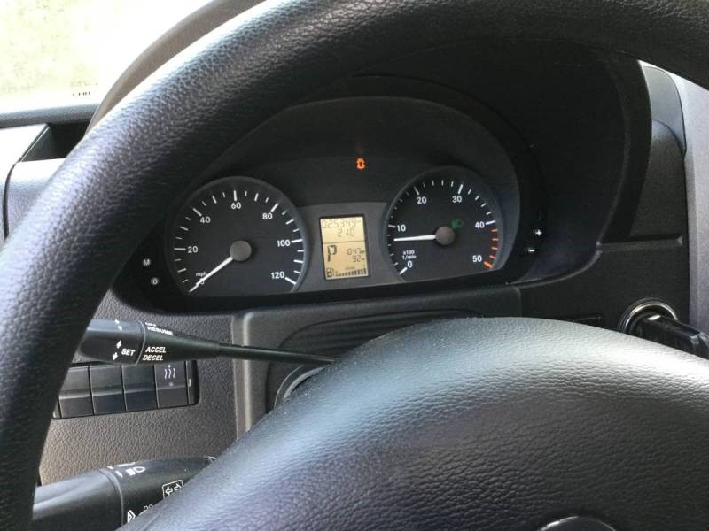 2008 Itasca Navion 24B - 009