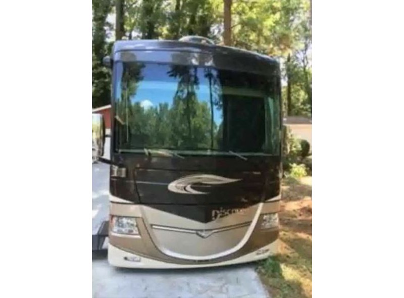 2011 Fleetwood Discovery 40G - 004