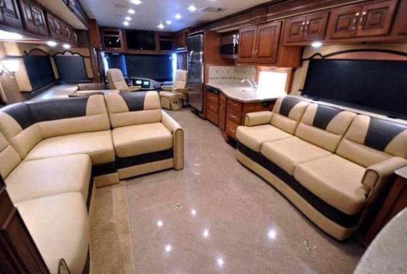 2012 Fleetwood Discovery 40X - 007