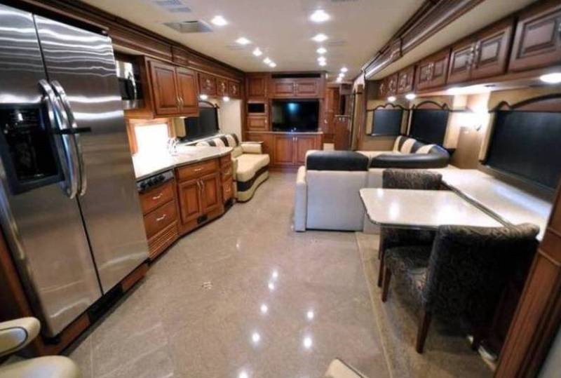 2012 Fleetwood Discovery 40X - 008