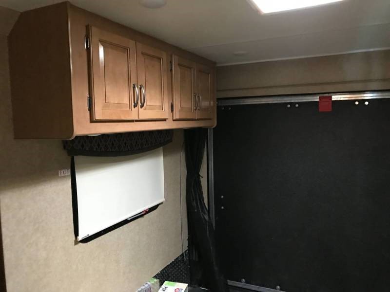 2016 Thor Outlaw 29H Toy Hauler - 008