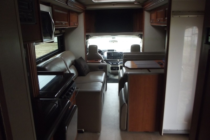 2016 Winnebago Aspect 30J - 016