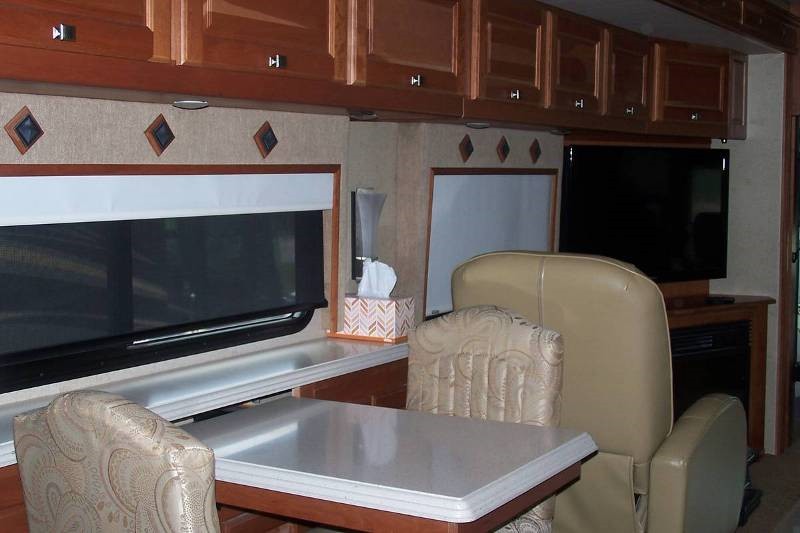 2013 Itasca Meridian 40U - 003