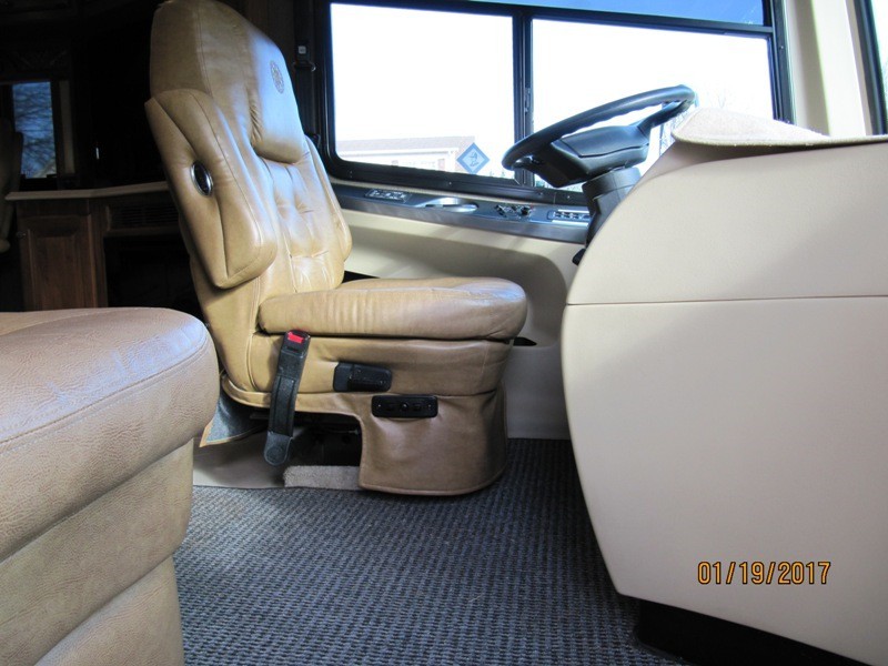 2013 Tiffin Phaeton 40 QBH - 006