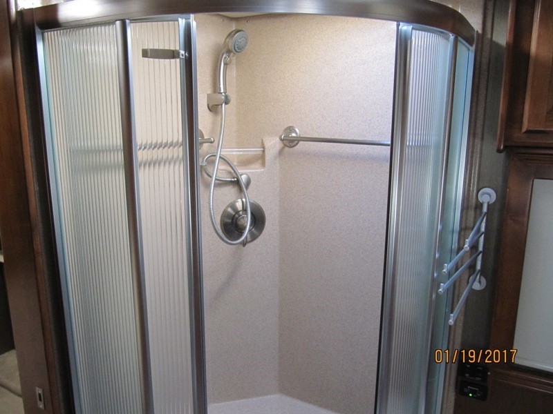 2013 Tiffin Phaeton 40 QBH - 016