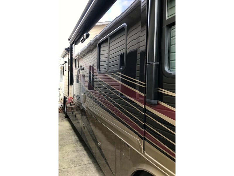 2013 Tiffin Phaeton 40 QBH - 026