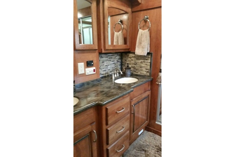 2011 Monaco Diplomat 43DFT - 050
