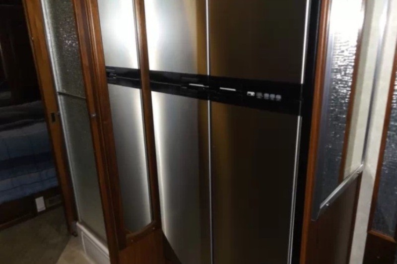 2005 Fleetwood Providence 39S - 014