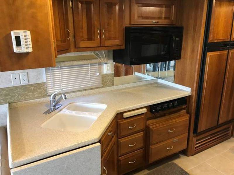 2004 Newmar Dutch Star 4012 - 010