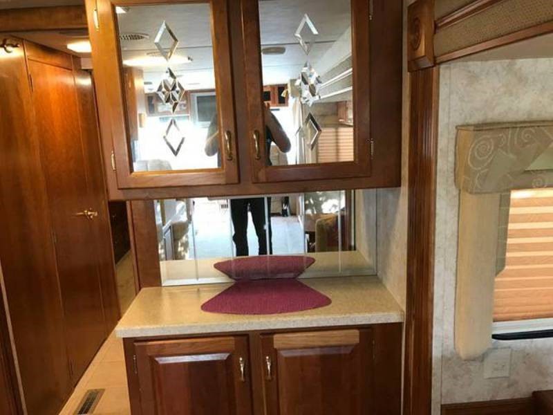 2004 Newmar Dutch Star 4012 - 014