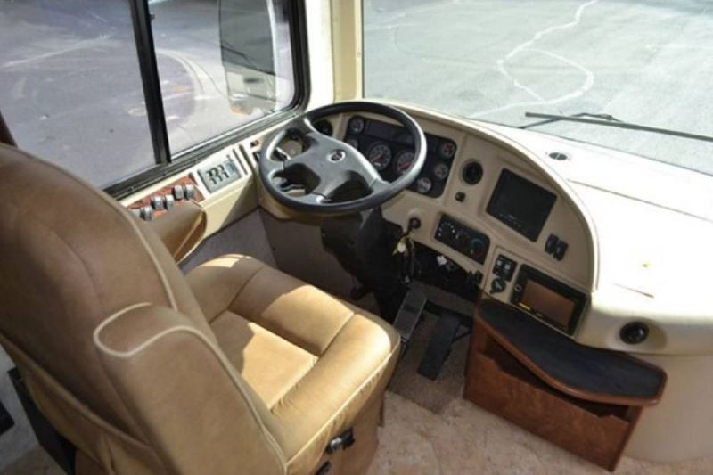 2012 Fleetwood Expedition 38S - 010