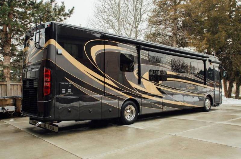 2017 Forest River Berkshire 38A - 001