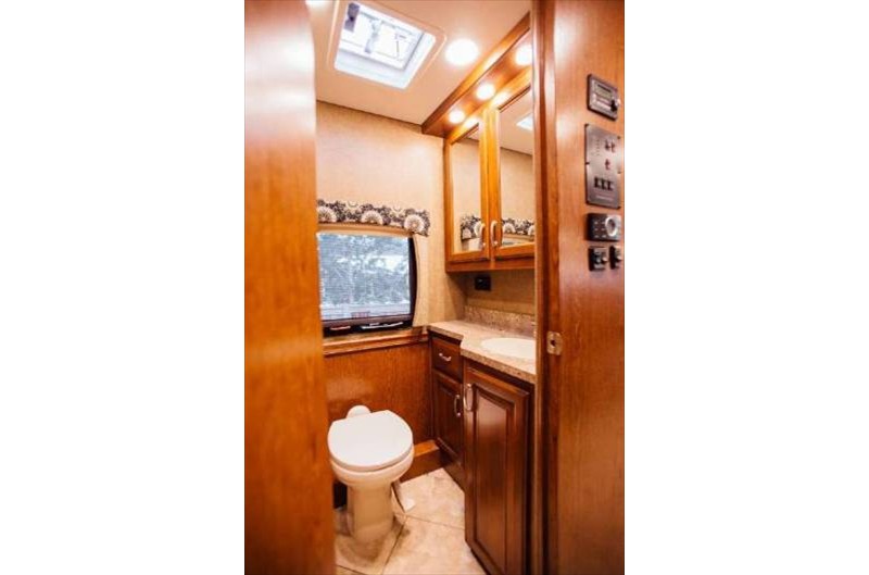 2017 Forest River Berkshire 38A - 011