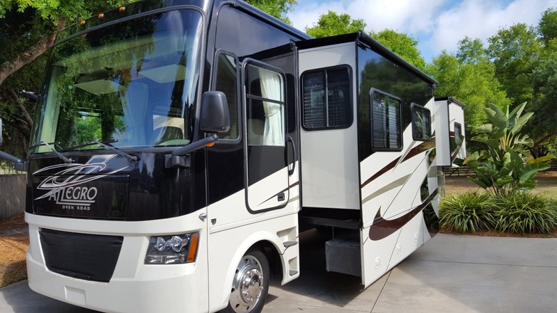 2009 Tiffin Allegro Open Road 35QBA