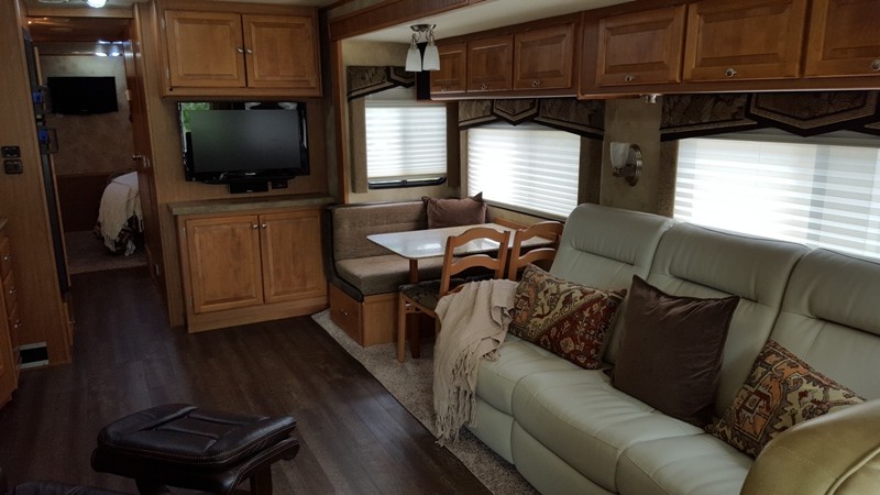 2009 Tiffin Allegro Open Road 35QBA - 007