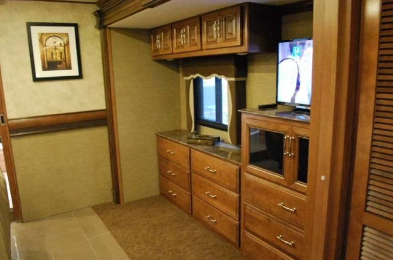 2014 Fleetwood Providence 42M - 012