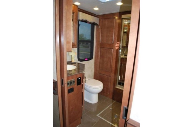 2014 Fleetwood Providence 42M - 014