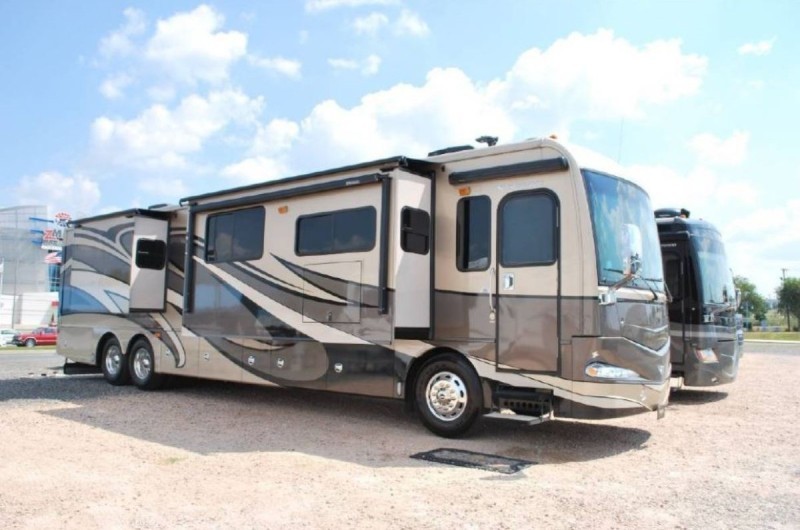 2014 Fleetwood Providence 42M - 021
