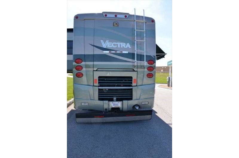 2004 Winnebago Vectra 40AD - 006