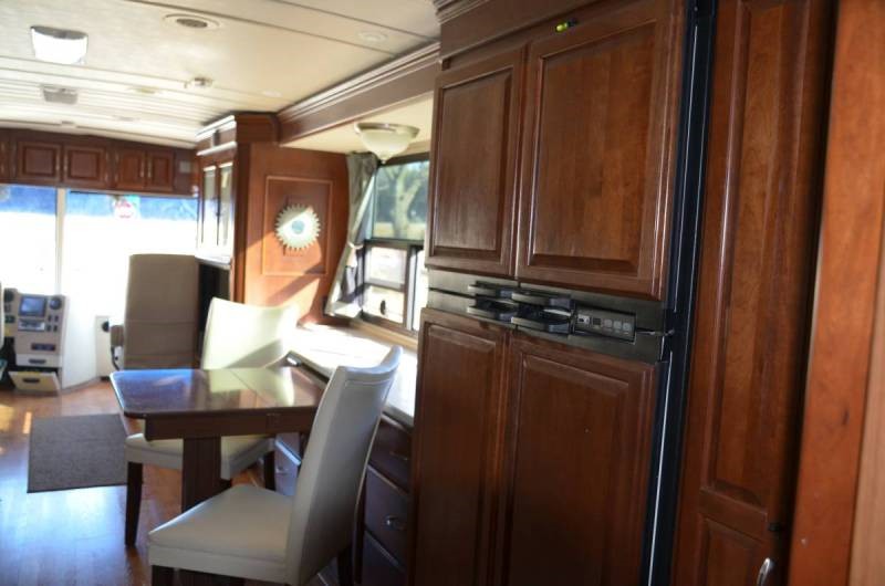 2004 Winnebago Vectra 40AD - 015