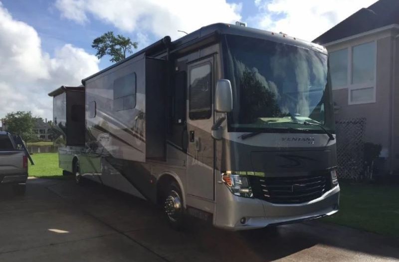 2016 Newmar Ventana LE 4037 - 002
