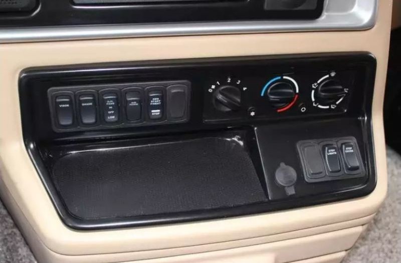 2016 Newmar Ventana LE 4037 - 021