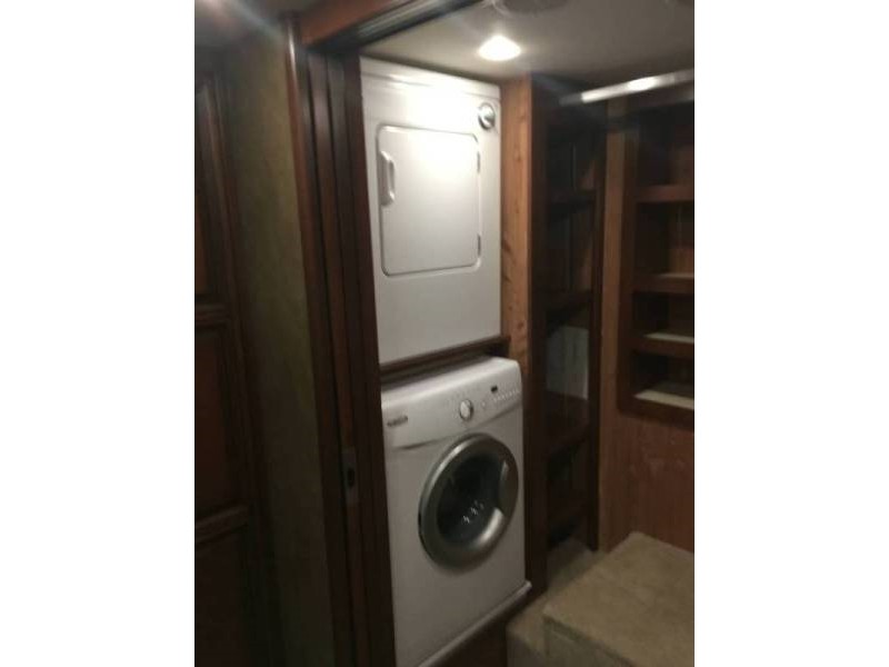 2013 Newmar Mountain Aire 4344 - 017