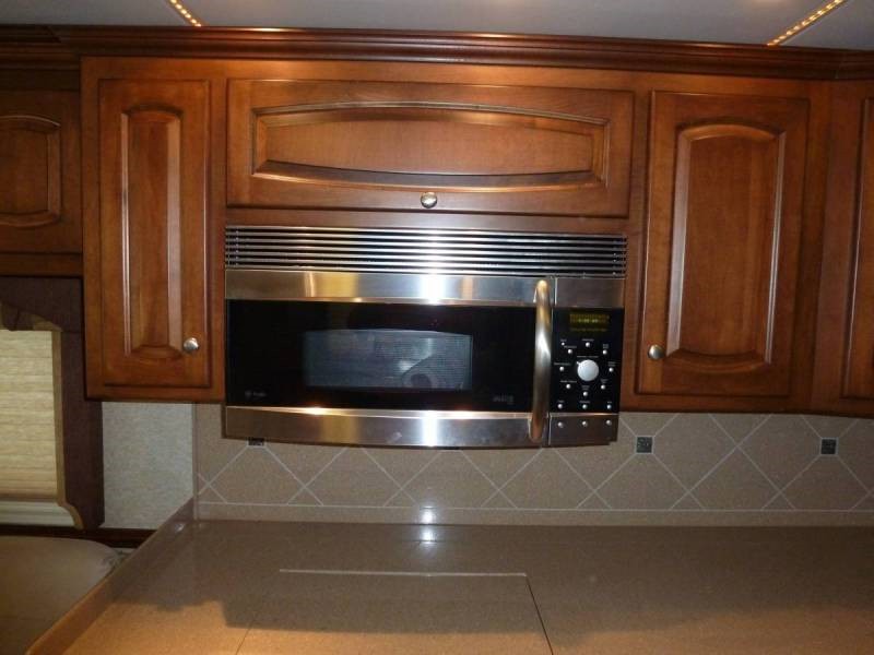 2008 Newmar Dutch Star 4304 - 011