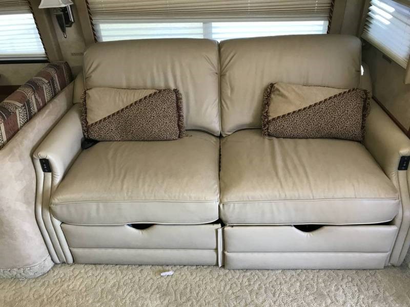 2005 Winnebago Vectra KD - 006