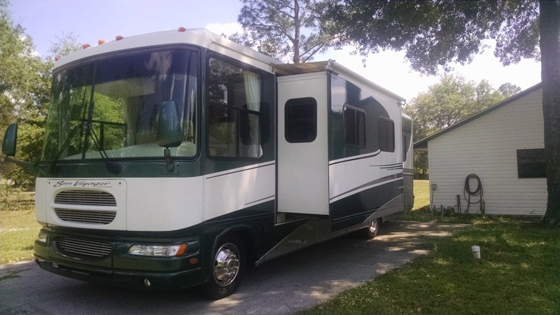 2003 Gulf Stream Sun Voyager M8239 MXA - 001