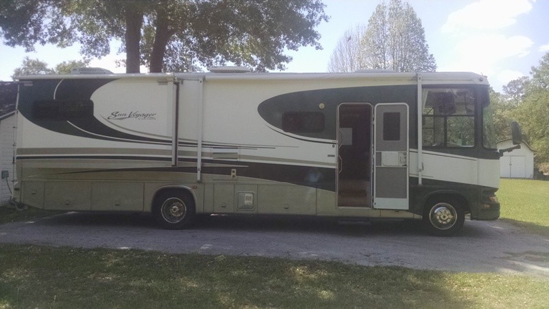 2003 Gulf Stream Sun Voyager M8239 MXA - 002