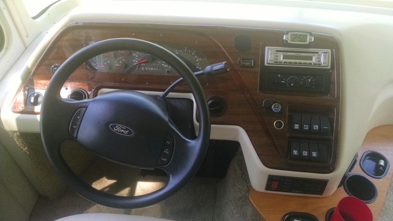 2003 Gulf Stream Sun Voyager M8239 MXA - 005