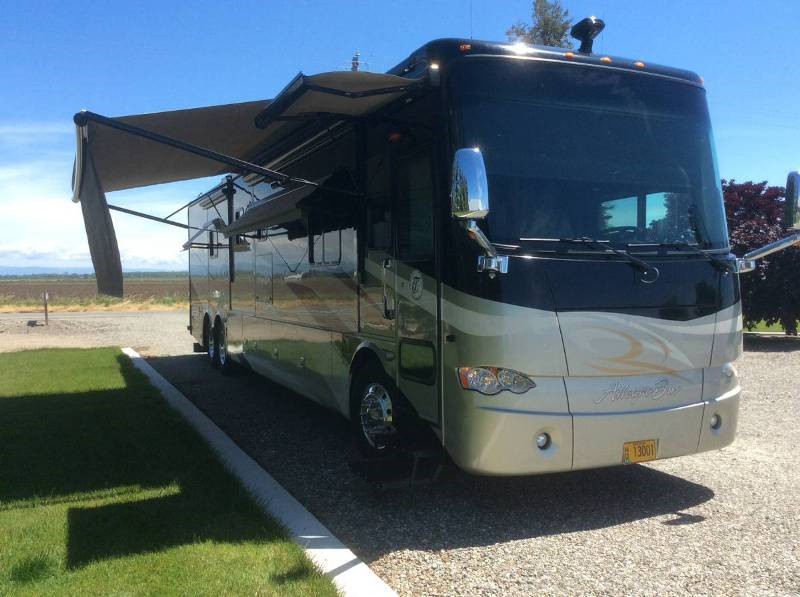 2011 Tiffin Allegro Bus 43QGP - 005