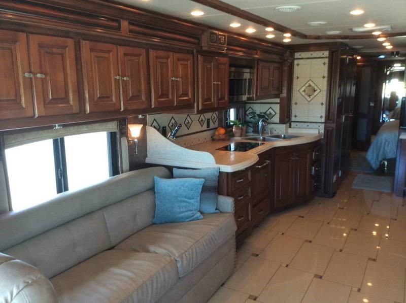 2011 Tiffin Allegro Bus 43QGP - 012