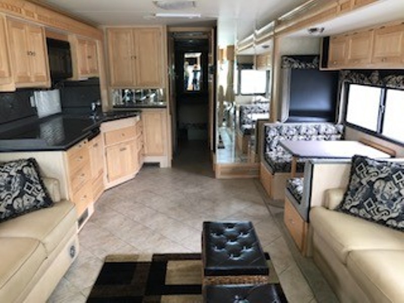 2007 Tiffin Phaeton 40QDH - 005