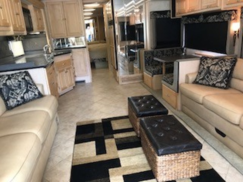 2007 Tiffin Phaeton 40QDH - 013