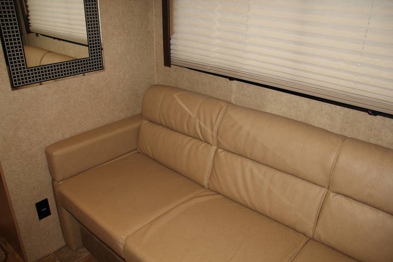 2016 Thor Motor Coach Vegas 25.2 - 066