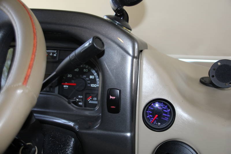 2016 Thor Motor Coach Vegas 25.2 - 077