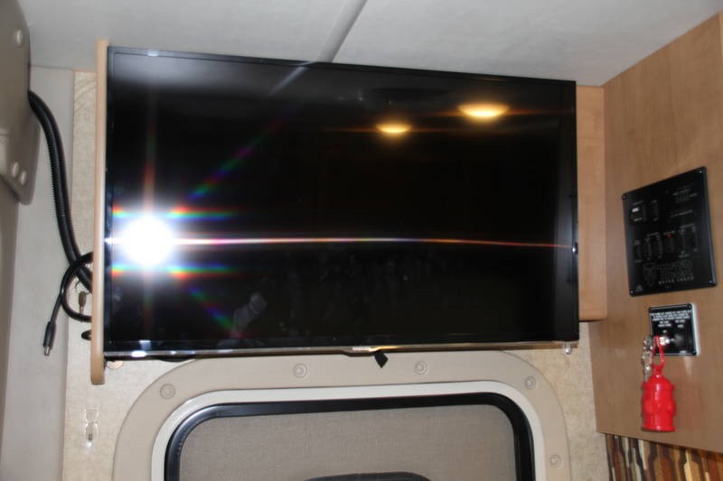 2016 Thor Motor Coach Vegas 25.2 - 083