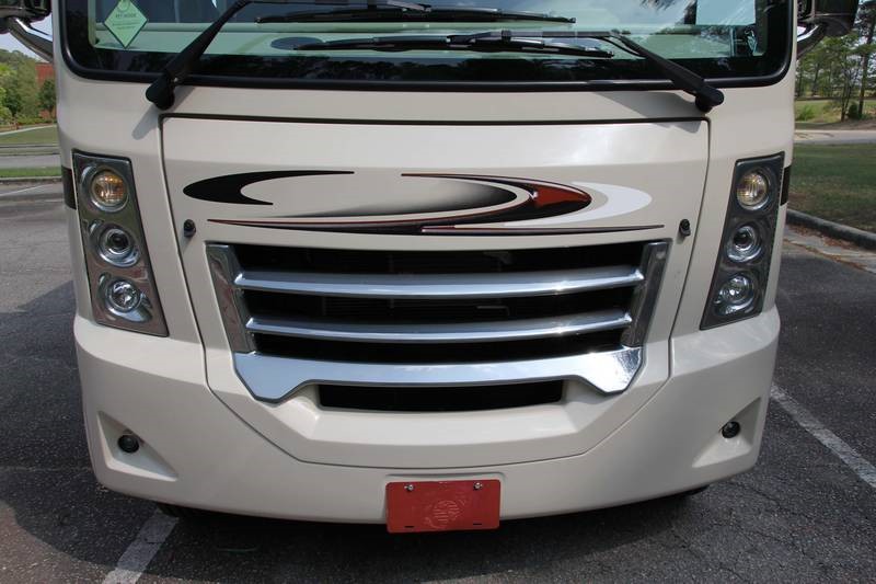 2016 Thor Motor Coach Vegas 25.2 - 091