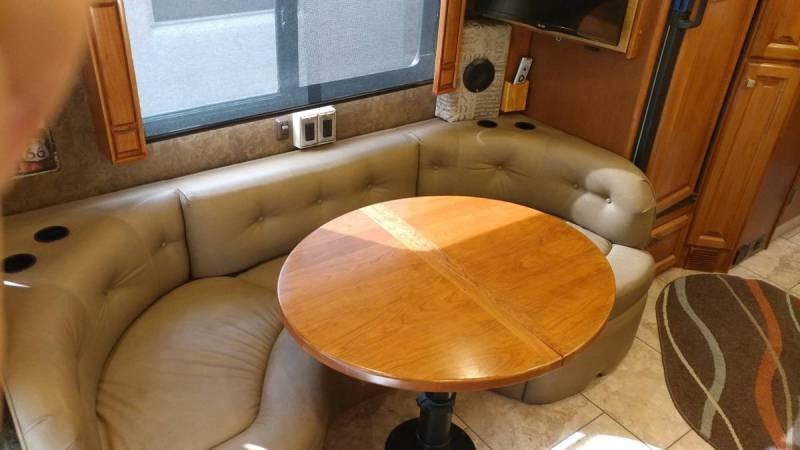 2015 Tiffin Allegro Breeze 28BR - 009